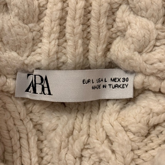 Zara Beige Chunky Cable Knit Sweater - Picture 2 of 3